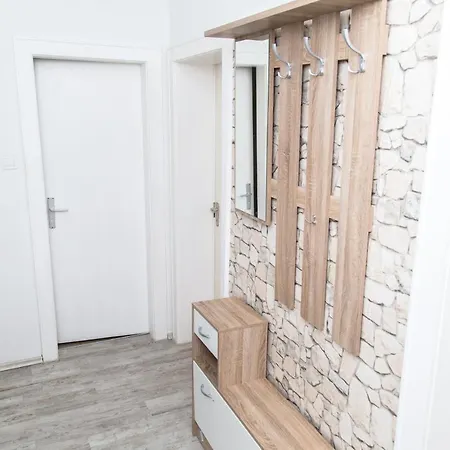 Othman Falkenstrasse 26, 4.og L Apartment Hannover